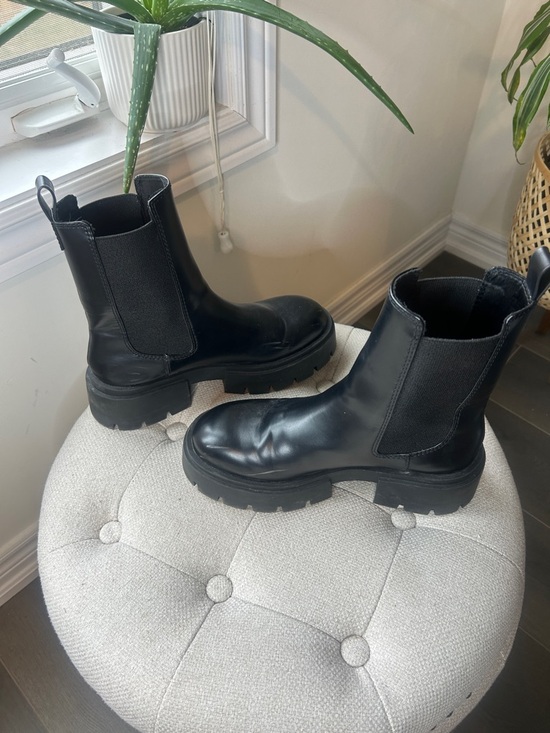 H&M Black Chunky Chelsea Lug Sole Boots EU Size 40 - Picture 11 of 15